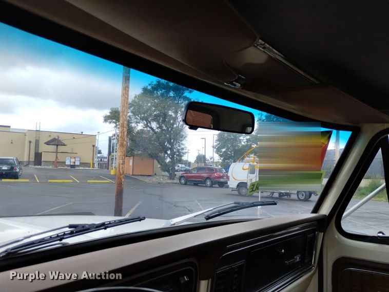 image for item DK8765 1975 Ford F350 Ranger XLT  SuperCab pickup truck