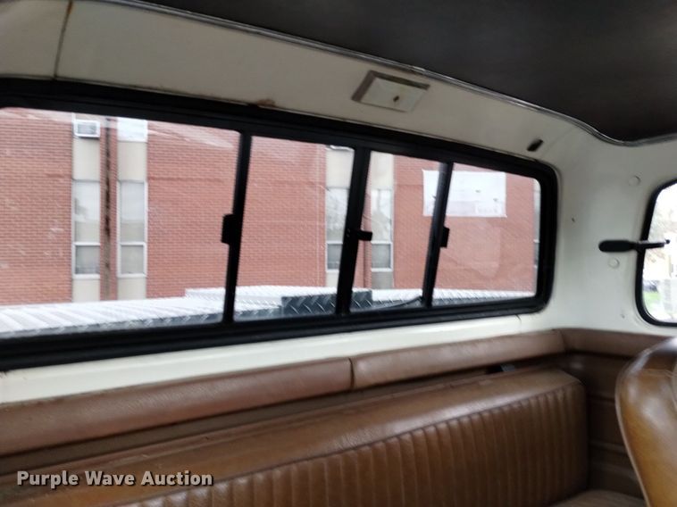 image for item DK8765 1975 Ford F350 Ranger XLT  SuperCab pickup truck