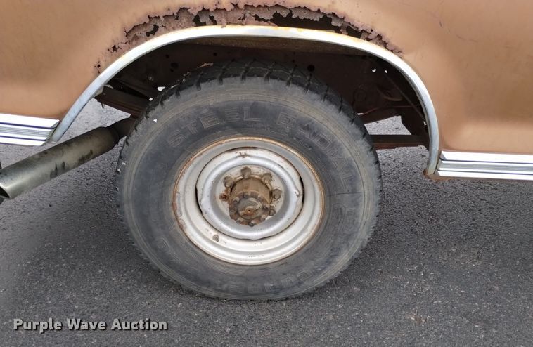 image for item DK8765 1975 Ford F350 Ranger XLT  SuperCab pickup truck