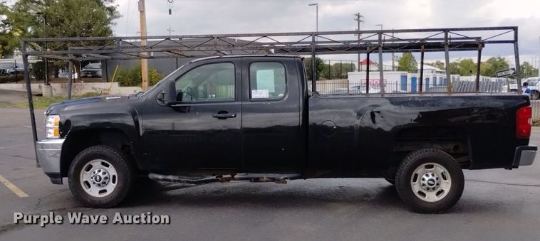 image for item DK8766 2011 Chevrolet Silverado 2500HD Ext. Cab pickup truck