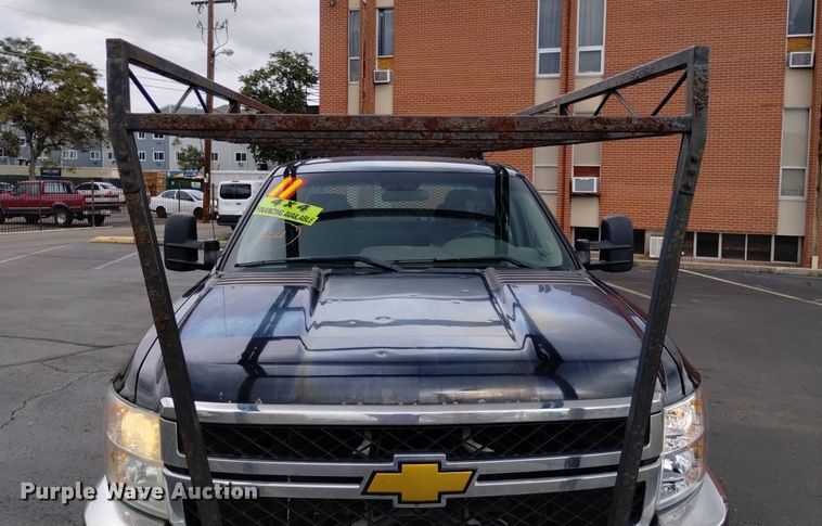 image for item DK8766 2011 Chevrolet Silverado 2500HD Ext. Cab pickup truck