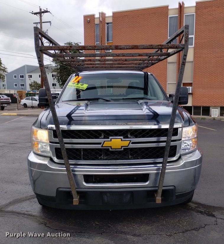 image for item DK8766 2011 Chevrolet Silverado 2500HD Ext. Cab pickup truck