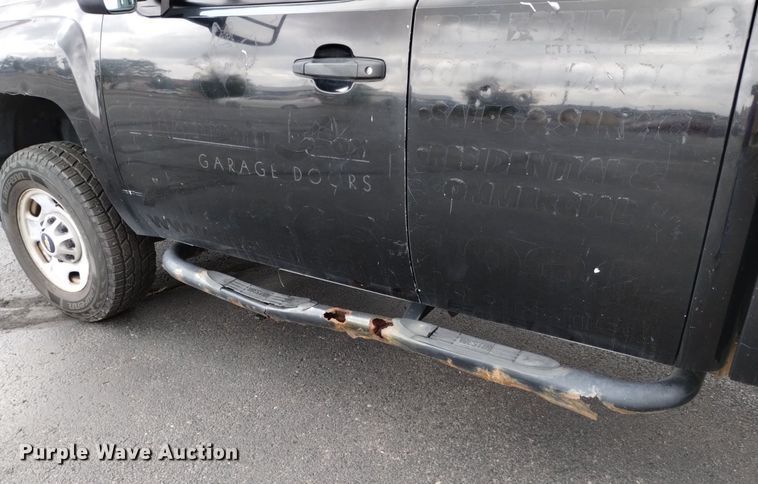 image for item DK8766 2011 Chevrolet Silverado 2500HD Ext. Cab pickup truck