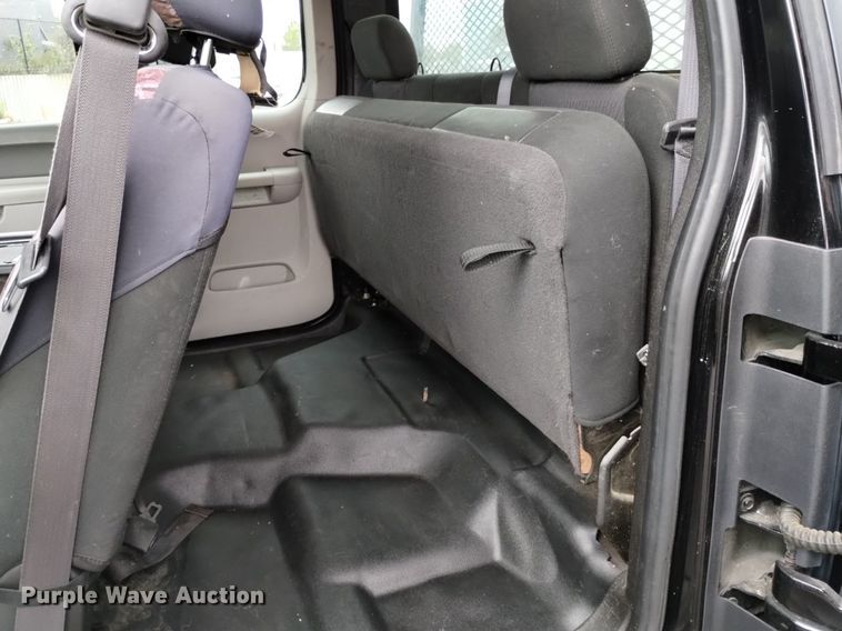 image for item DK8766 2011 Chevrolet Silverado 2500HD Ext. Cab pickup truck