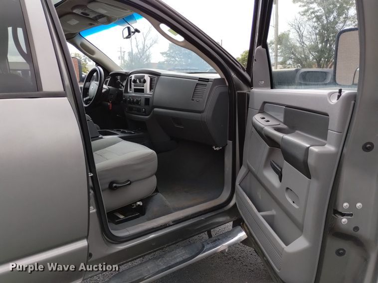 image for item DK8767 2008 Dodge Ram 1500HD  Mega Cab pickup truck