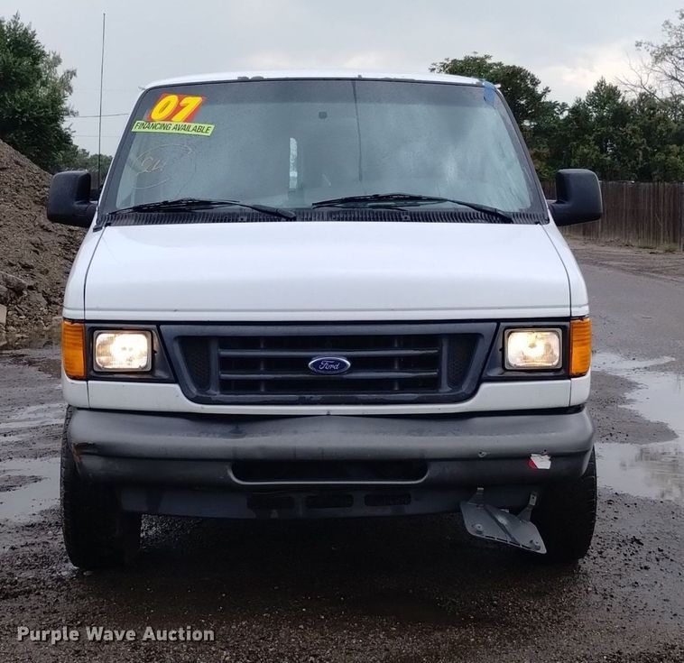 image for item DK8768 2007 Ford E250 Super Duty  van
