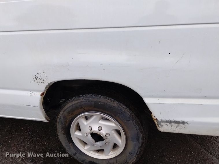 image for item DK8768 2007 Ford E250 Super Duty  van