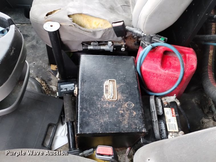 image for item DK8768 2007 Ford E250 Super Duty  van