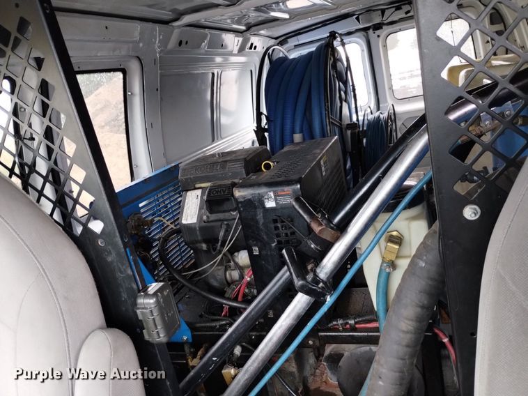 image for item DK8768 2007 Ford E250 Super Duty  van