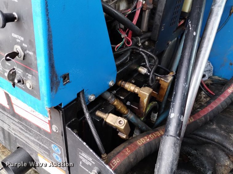 image for item DK8768 2007 Ford E250 Super Duty  van