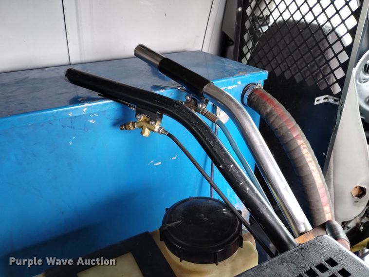 image for item DK8768 2007 Ford E250 Super Duty  van