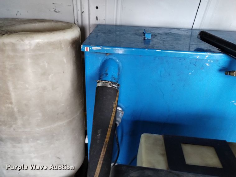 image for item DK8768 2007 Ford E250 Super Duty  van