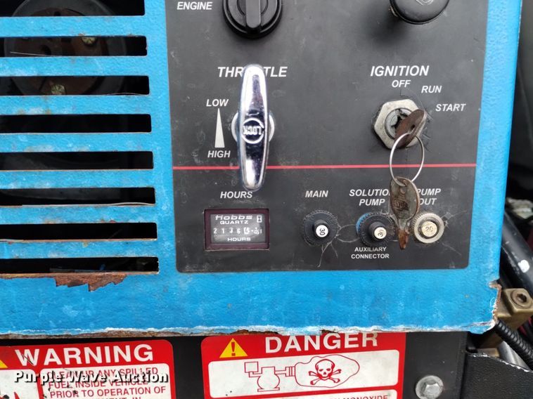 image for item DK8768 2007 Ford E250 Super Duty  van