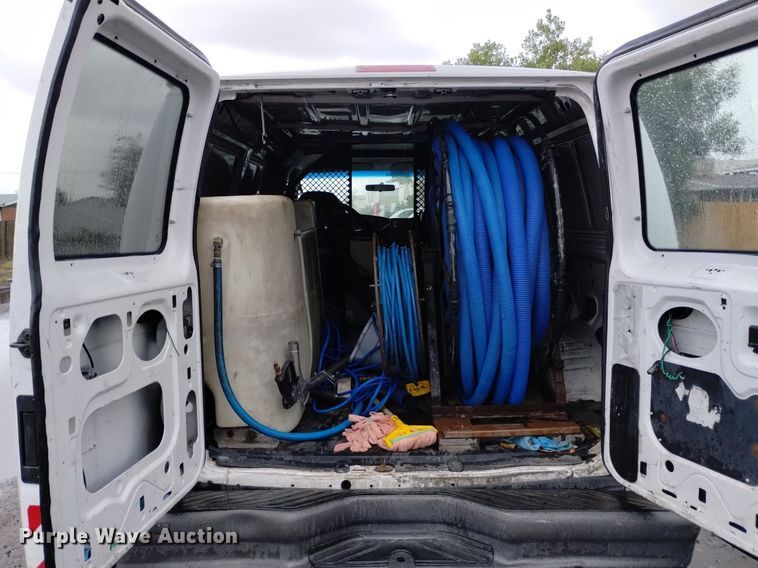 image for item DK8768 2007 Ford E250 Super Duty  van