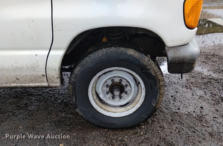 image for item DK8768 2007 Ford E250 Super Duty  van