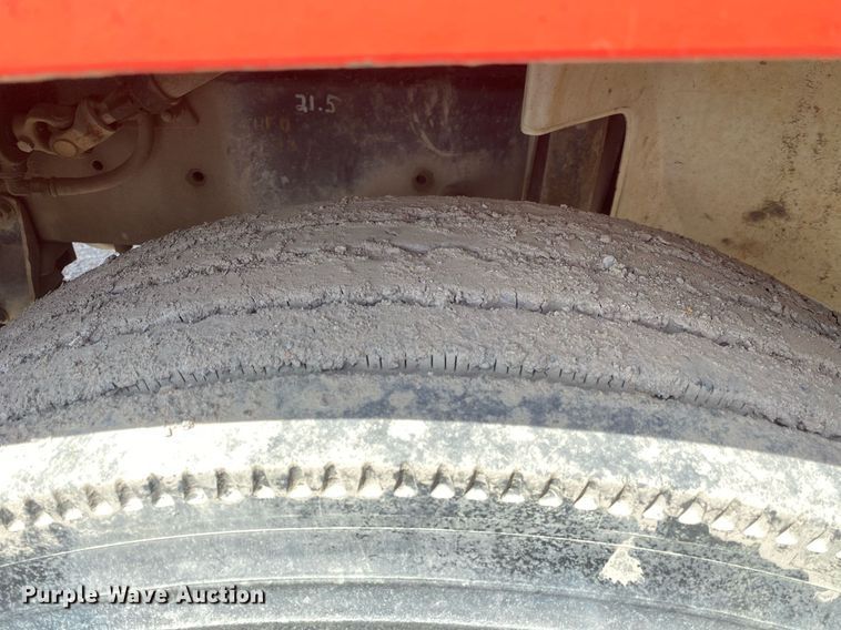 image for item DL7201 1994 Freightliner FL70  delivery truck