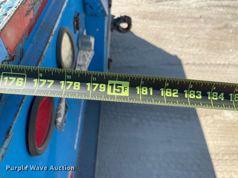 image for item DM0373 2001 International 4700  flatbed truck