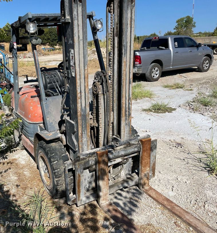 image for item DM0375 Toyota 02-6FGU30  forklift