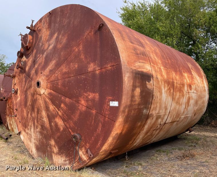 image for item DM0380 (3) carbon steel tanks