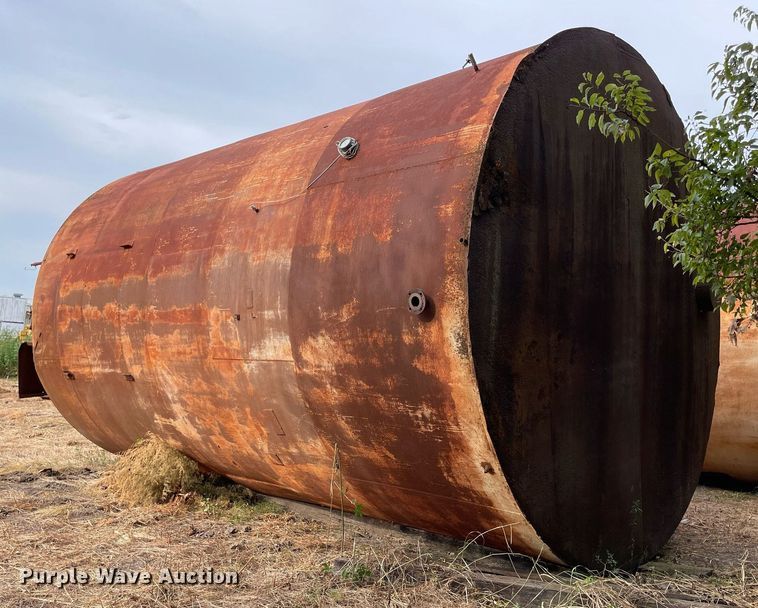 image for item DM0380 (3) carbon steel tanks