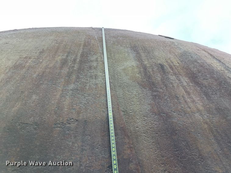 image for item DM0380 (3) carbon steel tanks