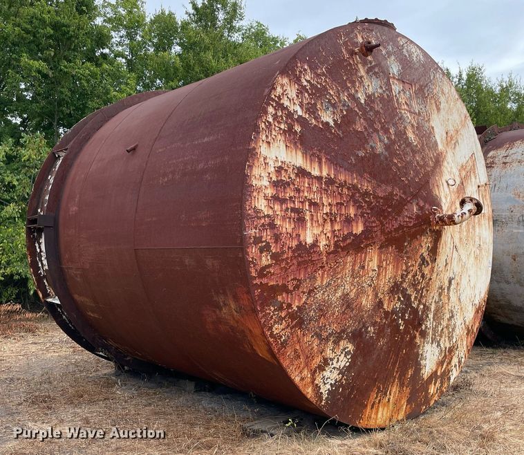 image for item DM0380 (3) carbon steel tanks