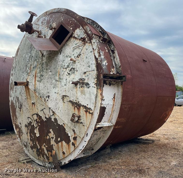 image for item DM0380 (3) carbon steel tanks