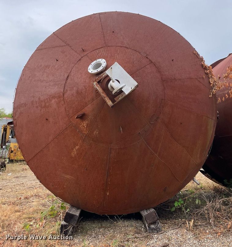 image for item DM0382 (3) stainless steel lined tanks