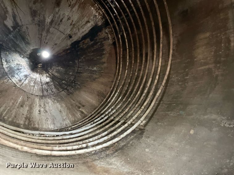 image for item DM0382 (3) stainless steel lined tanks