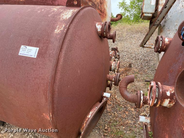 image for item DM0391 (3) steel tanks