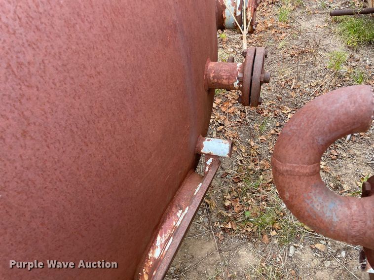 image for item DM0391 (3) steel tanks