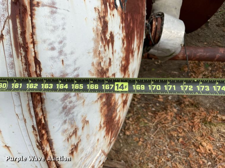 image for item DM0391 (3) steel tanks