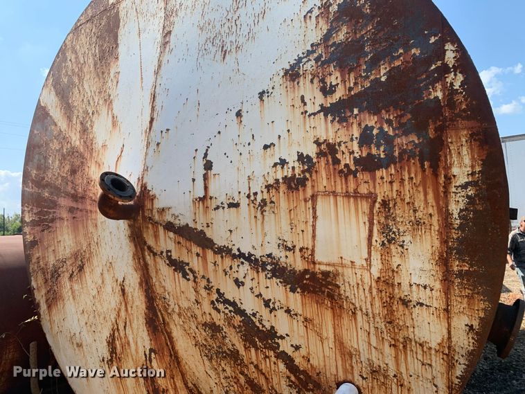 image for item DM0391 (3) steel tanks