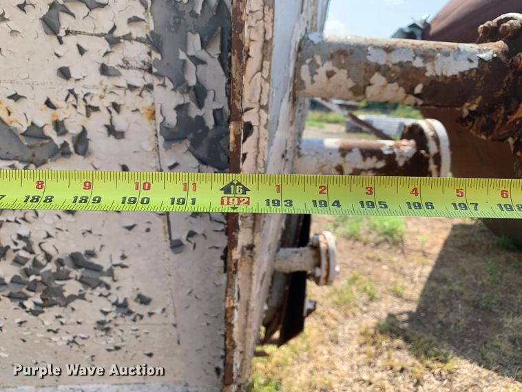 image for item DM0391 (3) steel tanks