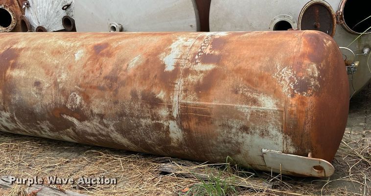 image for item DM0403 (3) tanks