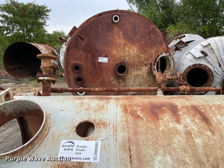 image for item DM0403 (3) tanks