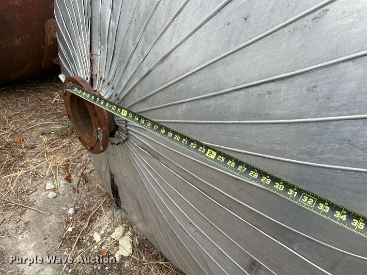 image for item DM0403 (3) tanks