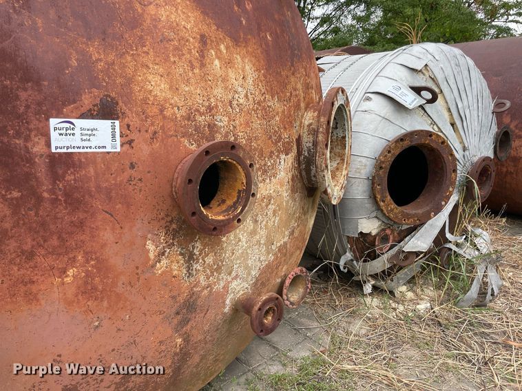 image for item DM0403 (3) tanks