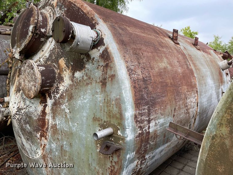 image for item DM0407 (4) carbon steel tanks