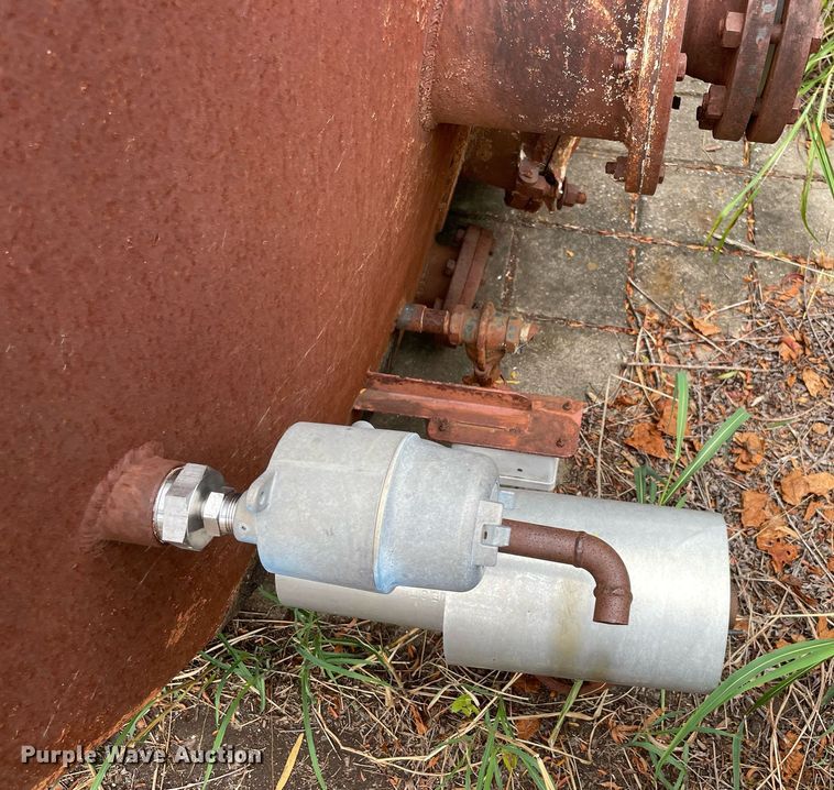 image for item DM0407 (4) carbon steel tanks