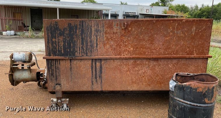 image for item DM0411 (4) tanks