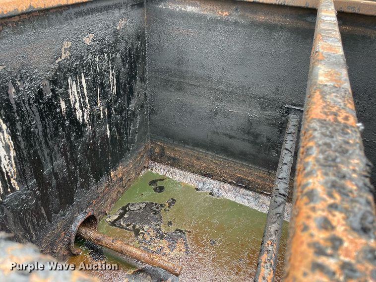 image for item DM0411 (4) tanks