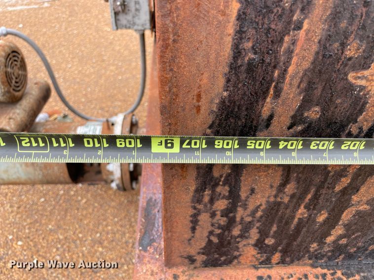 image for item DM0411 (4) tanks