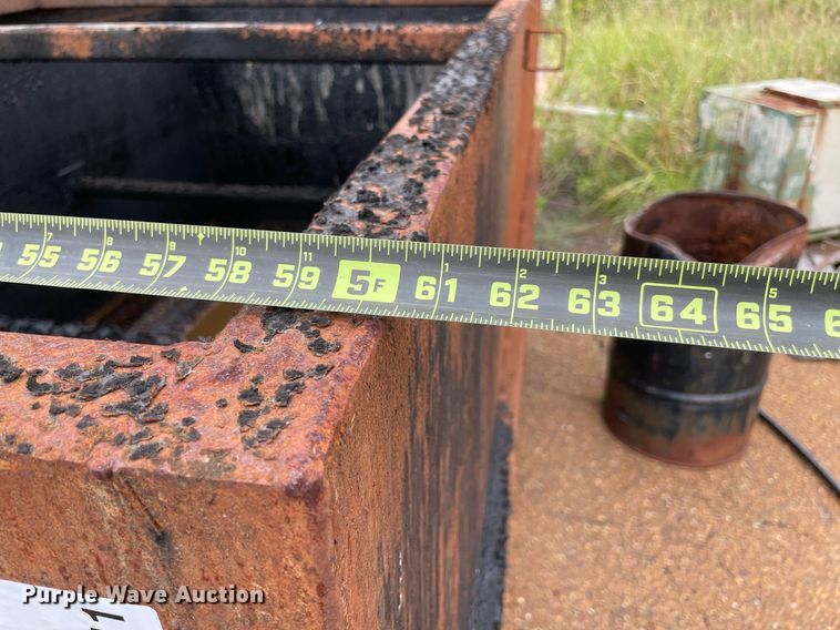 image for item DM0411 (4) tanks