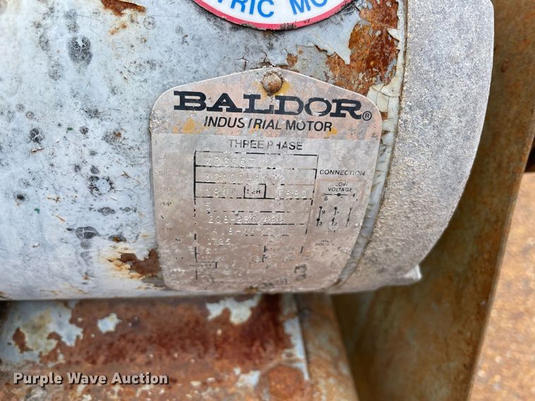 image for item DM0411 (4) tanks