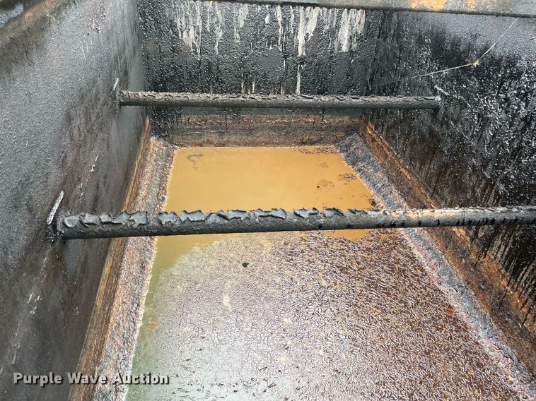 image for item DM0411 (4) tanks