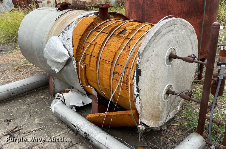 image for item DM0411 (4) tanks