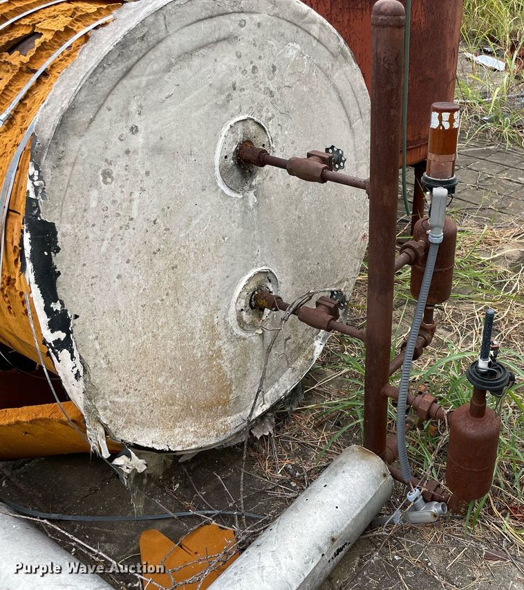 image for item DM0411 (4) tanks