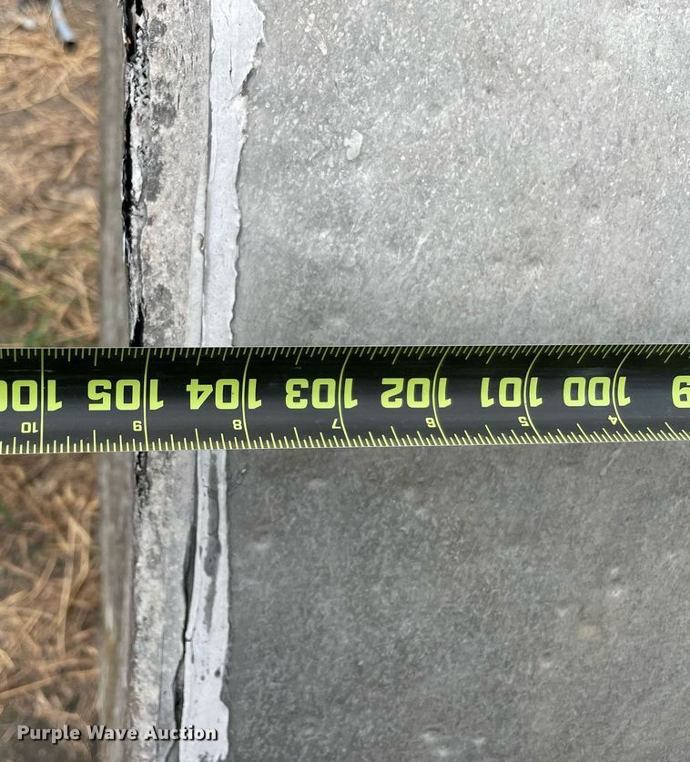 image for item DM0411 (4) tanks