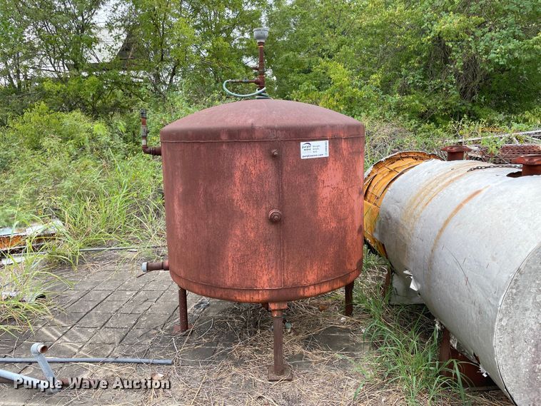 image for item DM0411 (4) tanks